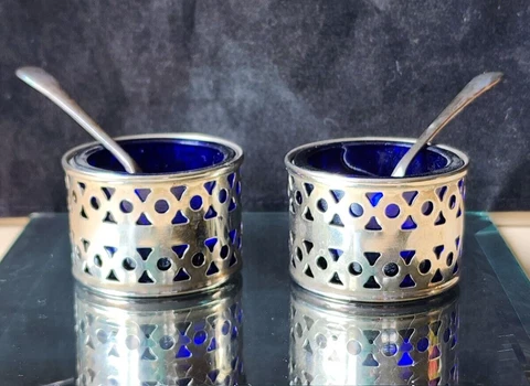 💎 Vintage Edward Lothian England EPNS Cobalt Blue Glass insert Salt Dips Cover