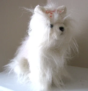 Webkinz ~ Yorkie ~ HM070 ~ White Dog ~ NO Code ~ Ganz ~ EXCELLENT CONDITION  !!! - Picture 1 of 5