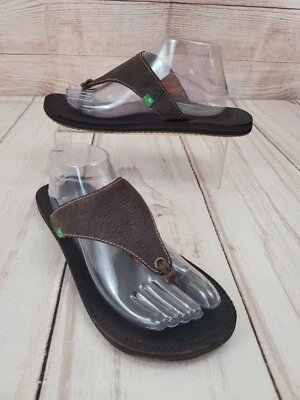 Sandalia Sanuk Mosey Up para mujer talla 11 marrón cuero tostado yoga plantilla Foto 1 de 4