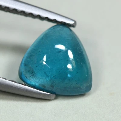 1,50 Cts_Modelo de Rol de Valor Paraiba_100 % Natural Paraiba Azul Apatita_Brasil Foto 1 de 3