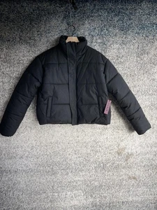 ATWYLD Jacke Damen Large schwarz Cropped Puffer gesteppt Reißverschluss vorne hoher Kragen - Bild 1 von 8