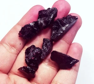 Lote de piedras preciosas sueltas granate rojo natural áspero 84,85+ quilates / 7 piezas Con regalo gratis - Imagen 1 de 4