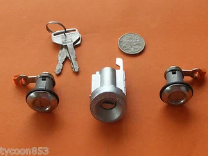 IGNITION BARREL & 2 DOOR LOCKS SUIT TOYOTA CELICA COROLLA HILUX 4RUNNER - Picture 1 of 6