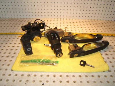 Mercedes 93 W140 500SEL ignition / Glove Box,doors,trunk Locks OEM 1 Set  1 Key - Image 1 of 4