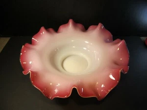 Large Antique Ruffled Pink Glass Brides Bowl - Picture 1 of 3