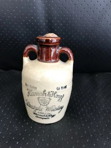 Piccola brocca da whisky in gres Hannah & Hogg 3,5" - BF aga o5 K - Foto 1 di 4
