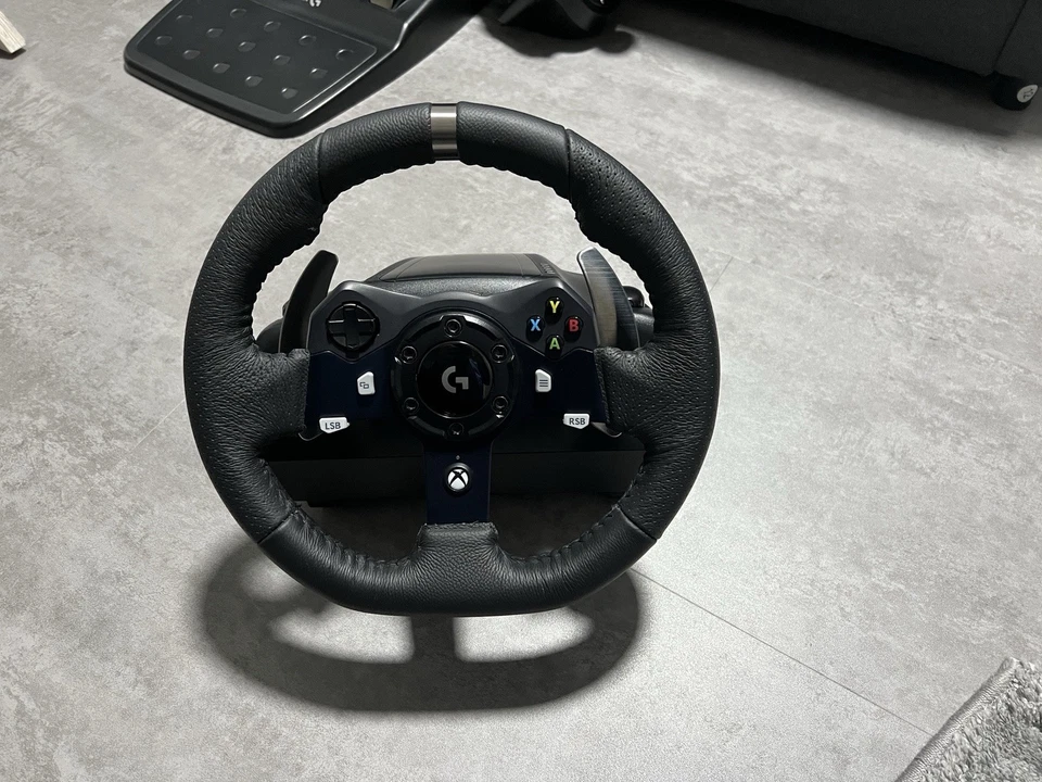 Logitech G920 Lenkrad + Shifter + Lenkradständer für Xbox und PC - Bild 1 von 4