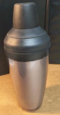 OXO 良好握把双壁 COCKTAIL SHAKER 16 盎司不锈钢起动器  — 第 1/4 张图片