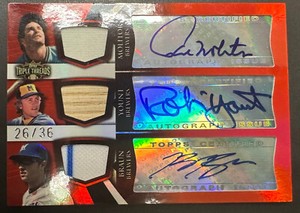 2009 Topps Triple Threads Auto Relic /36 Yount-Molitor-Braun TTARC-10 Jersey Bat