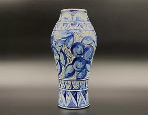 FINE 9'' TALL 18th CENTURY FRENCH OR SPANISH FAIENCE DELFT BALUSTER POTTERY VASE - Picture 1 of 20