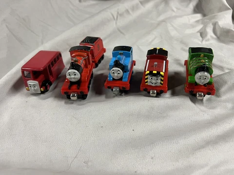 Thomas Tank Engine Metal Diecast Train Lot of 5 Bertie James Salty Percy Cover