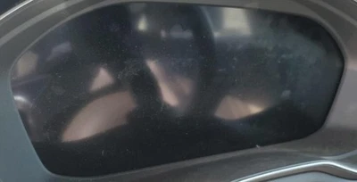 Cuadro medidor velocímetro original A4 2023 38 k millas Audi Foto 1 de 4