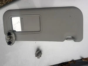09 - 13 Toyota Corolla Right Passenger Sun Visor Shade Neutral Vinyl Used OEM - Picture 1 of 2
