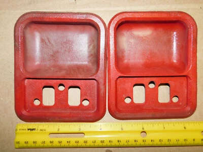 ¡GRATIS! OEM 1966-1977 Ford Bronco Manija de Puerta Tirador Respaldo Taza Rojo Borde Par Original Foto 1 de 4