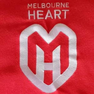 A-League Melbourne Heart Polar Fleece Throw Blanket | 127x152cm - Picture 1 of 4