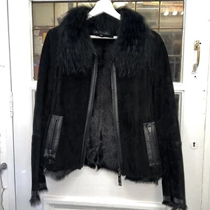 Chaqueta K-Yen Negra Piel de Mapache y Cabra Talla Mediana - Imagen 1 de 10