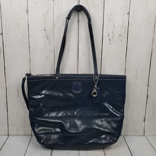 Borsa a tracolla Coach G1281 F19198 in pelle verniciata cucita firmata ottime condizioni