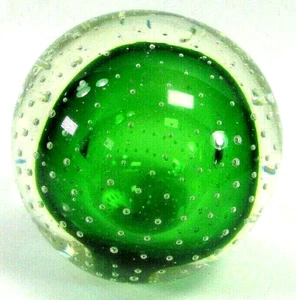 VTG Clear Bubble Emerald Green Center Paperweight Art Glass Murano Style Sphere - Picture 1 of 7