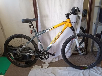 Schwinn Mesa LTD Men’s Mountain Bike 26 Wheels 21 Speed - Image 1 of 4