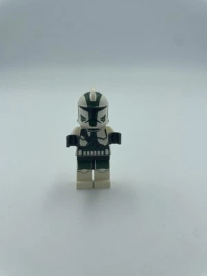 LEGO Star Wars The Clone Wars  Clone Commander Gree Phase I from 9491 Sun Damage - Image 1 of 4