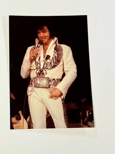 FOTO ORIGINAL VINTAGE DE ELVIS PRESLEY KODAK PITTSBURGH 31 DE DICIEMBRE 1976 ESTAMPADA HIES - Imagen 1 de 2
