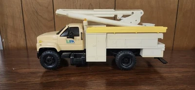 Caminhão balde elétrico LIPA Long Island PA 11" DG PRODUCTIONS -1995-1-1 - Imagem 1 de 4