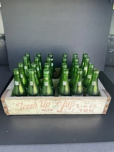 Vintage 7UP Wooden Crate with 24 Green Glass Bottles - Picture 1 of 19