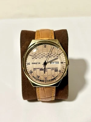 Vintage Raketa Perpetual Calendar Soviet Mechanical Men's 40mm Watch Manual Read - Image 1 of 4