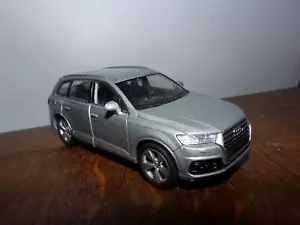1/34 39 Welly 43706 Audi Q7 voiture miniature modèle réduit auto model car - Imagen 1 de 8