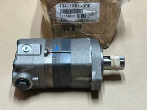 Genuine OEM Eaton Danfoss Char-Lynn 104-1061-006 Hydraulic Motor USA Made - Picture 1 of 10