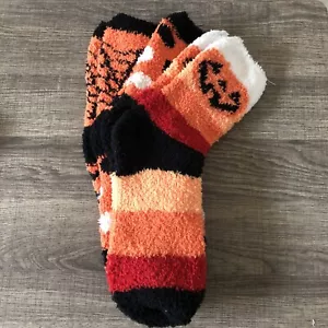 Calcetines difusos gruesos de Halloween tres pares nuevos sin etiquetas - Imagen 1 de 4