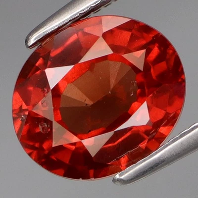 2.75Ct.Ravishing Color&Full Fire Natural Imperial Red Malaya Garnet Africa - Image 1 of 4