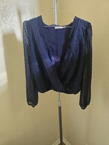 Mi Ami Long Sleeve Lightweight Crop Top - Picture 1 of 3