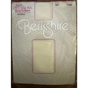 Berkshire Vintage Pantyhose Sheer to Waist Size Tall Ivory Sandalfoot - Picture 1 of 3