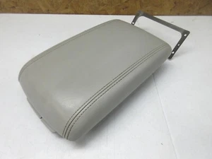 2006-2011 Buick Lucerne Center Console Lid Armrest Storage Top Light Gray OEM - Picture 1 of 3