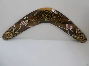 AUSTRALIAN ABORIGINAL HAND PAINTED KANGAROO EMU BOOMERANG SOUVENIR BOOMIRA - Picture 1 of 6
