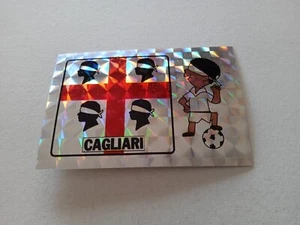 FIGURINA CALCIATORI EDIS 1985/86 SCUDETTO CAGLIARI n 49/A NUOVA CON VELINA - Imagen 1 de 2
