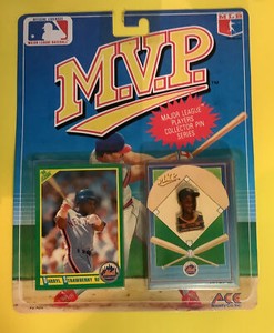 1990 Score Baseball MVP Collector Pin and Card Set Darryl Strawberry Mets