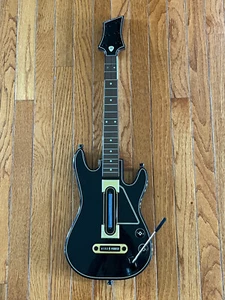 Guitar Hero PS4 PS3 Guitar Controller Xbox 360 Strap 000654 No Dongle Working - Picture 1 of 7