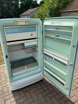 Frigorífico Westinghouse vintage/antiguo años 50 Foto 1 de 4