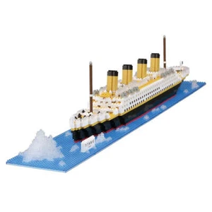 Deluxe Titanic - Picture 1 of 4