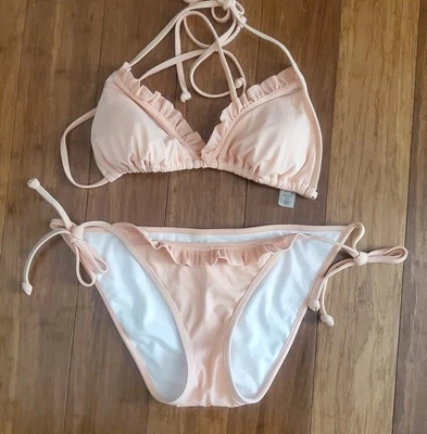 Corbata de bikini Victoria's Secret malla transparente volantes beige melocotón rosa S/P Foto 1 de 4