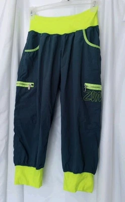 Pantalones capri grandes para mujer Zumba negros amarillos neón  Foto 1 de 3