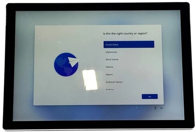 Microsoft Surface Pro 7 — i5 — 8 ГБ RAM — ТВЕРДОТЕЛЬНЫЙ НАКОПИТЕЛЬ 128 ГБ — (СЛОМАННАЯ КРЫШКА ДИНАМИКА) - Изображение 1 из 3