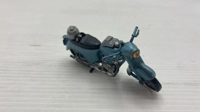 DKYA021 Dinky Toys Triumph moto 1/43 senza scatola originale, leggeri segni  - Immagine 1 di 4
