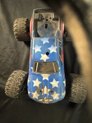 Team Associated Rc18 Mt Rc Car - Image 1 of 4