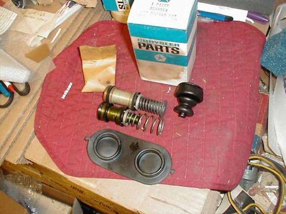 KIT DE CILINDROS NOVO NOS MOPAR 1969-73 DODGE TRUCK W300 DISC MASTER  - Imagem 1 de 1