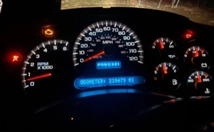 2003-2004 Silverado Used Instrument Cluster 1500 Classic - Picture 1 of 3