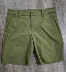 Lululemon Herren Shorts Größe 36 Chino Commission Militärgrün Golf Freizeit Perfor - Bild 1 von 5