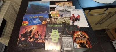 Posters, manuals for Quake, Warcraft and others. "Silet hunter 4"mouse pad  - Image 1 of 3